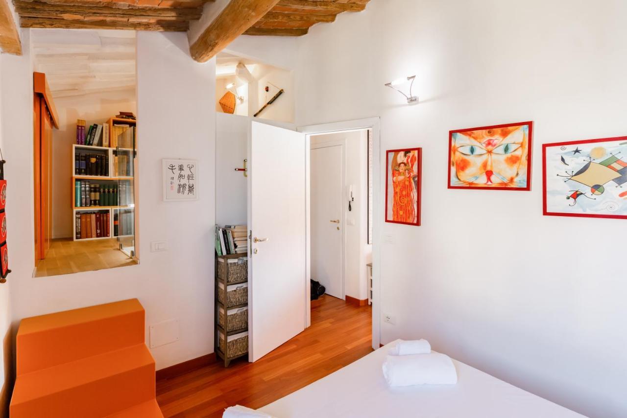 Piazza Dei Cavalieri Orange Attic Apartment Pisa Exterior foto